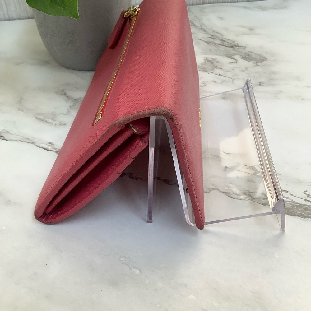 GUC Prada Saffiano Leather Long Wallet - Picture 4 of 8